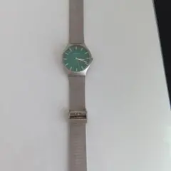 BERING グリーン文字盤 メッシュバンド腕時計のサムネイル