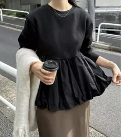 andme 裏起毛ペプラムバルーンスウェットトップスのサムネイル