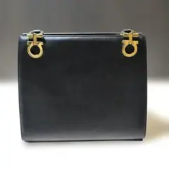 フェラガモ●ガンチーニ●カーフ レザー 　本革