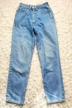 Item thumbnail for item 5bfd77b6-018c-48cd-a0f1-14e85e8bed58