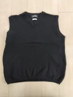 ナノユニバース ブラック Vネック ベスト　サイズL