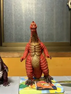 ハイパーレッドキング発光 レッドゴモラソフビ - メルカリ