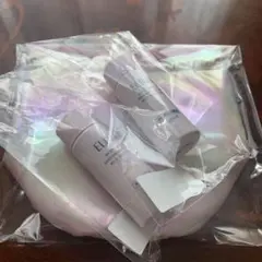 エレクシールブライトニングローション、エマルジョン各18ml サンプル　ポーチ