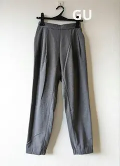 GU カジュアルパンツ プリーツ入り