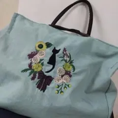 マタノアツコ　　ねこ　　刺繍　　リース