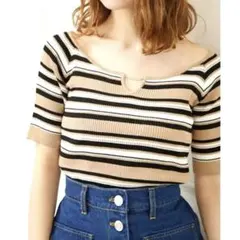 【新品タグ付き】イング　INGNI マルチボーダーオフSピン付トップス