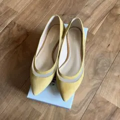 オデットエオディール からし色 スエード フラットパンプス