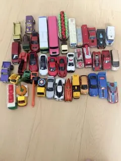 トミカ ミニカー まとめ売　全ジャンク品やけども塗装すれば好きな色になるで⭐︎ トミカ ミニカー まとめ売 全ジャンク品やけども塗装すれば好きな色に
