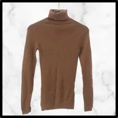 リブニット　タートルネック　ブラウン　無地　シンプル　大人　秋冬　重ね着　タイト
