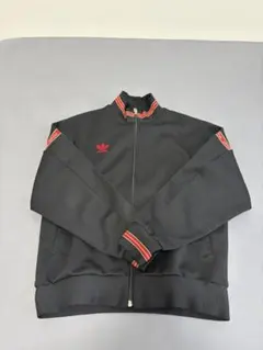 adidas トレフォイル トラックジャケット ブラック レッデサント製のサムネイル