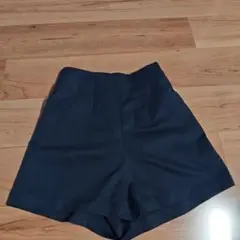 OLIVE des OLIVE ハイウエストショートパンツ ネイビーのサムネイル