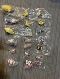 【希少】キンダーサプライズ 光るオバケ ファンタスミニ2 デパート編 まとめて 希少】キンダーサプライズ 光るオバケ ファンタスミニ2 デパート編
