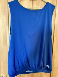 adidas 青 タンクトップ