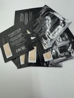 ディオールスキン フォーエヴァー フルイド グロウ ON 0.7ml×20枚のサムネイル