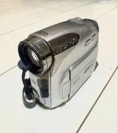 Victor GR-D750 ビデオカメラ 本体MiniDV - メルカリ