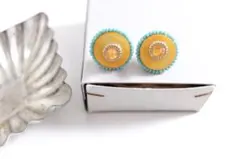 487.ビーズ刺繍ピアスイヤリング金具選択可能 イエローとターコイズカラー