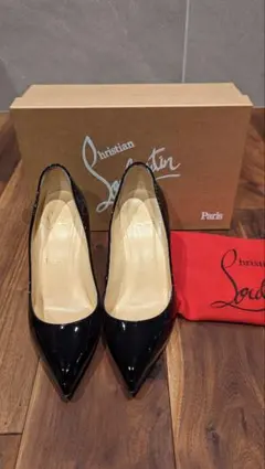 【クリスチャン・ルブタン】パンプス ブラック 23.5cmのサムネイル