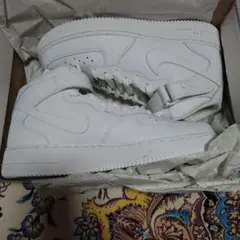 Nike Air Force 1 Mid ホワイト