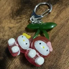 サンリオ 平成レトロ 山形限定 さくらんぼ ハローキティ キーホルダー サンリオ ハローキティ 山形限定 さくらんぼ キーホルダー ご当地 2005