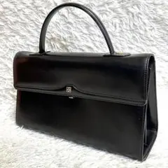 2026年最新】ジバンシー ハンドバッグの人気アイテム - メルカリ