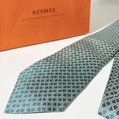 美品HERMES エルメス シェーヌダンクル ジャガード シルク100 ネクタイ