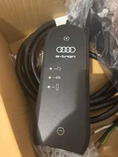 ミ*ノ様 AUDI アウディ e-tron 充電ケーブル8KW普通充電器(電気自