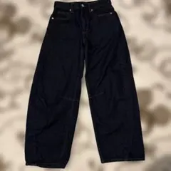 Item thumbnail for item cc81a3b4-df20-49a6-a514-2f60f60d8f15