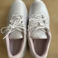 Nike ホワイト/ピンク スニーカー