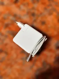 MacBook Pro (2012 mid)用充電器Cタイプ