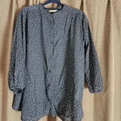 水玉模様の長袖シャツ L