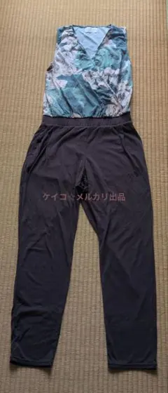Real Stone ヨガウェア オールインワン 花柄のサムネイル