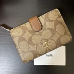 新品　COACH コーチ　レディース　二つ折り財布　シグネチャー