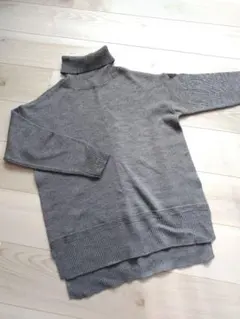 earth music&ecology グレー タートルネックニット