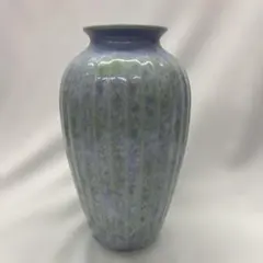 青緑色と紫のストライプ花瓶