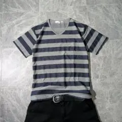 archive s/s tee fade striped vneck y2k
