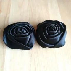 未使用 シューズクリップ サテン ローズ 2個セット 黒
