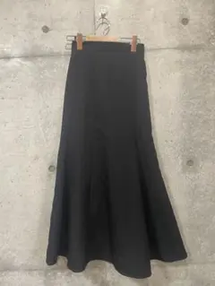 ブラック フレアロングスカート