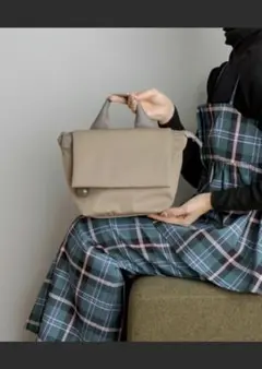 ear PAPILLONNER 樹脂ボール2WAYバッグ Sサイズ ベージュ