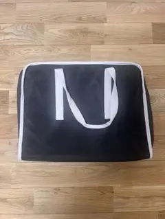 Item thumbnail for item a5fa3b95-bdd2-4bbc-99bf-2ddbcfb3300f