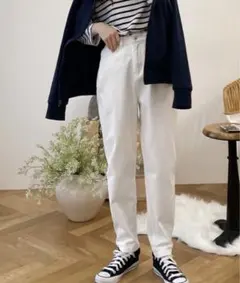 Item thumbnail for item 87945727-3816-4ba1-b5d3-464fdecb8f39