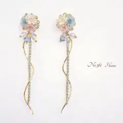 No.361　ピンクと水色　キラキラウェーブ　本物のお花のピアス　イヤリング