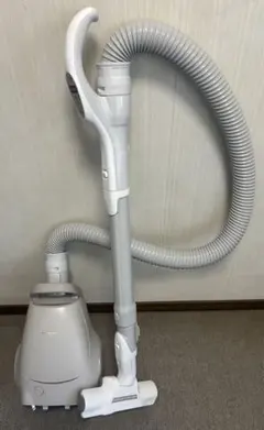 Item thumbnail for item b1dfe376-c347-4501-9c2d-ec53c18606c6