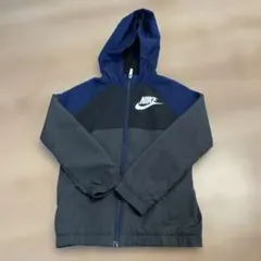 NIKE フード付きウィンドブレーカー XS 120-130センチ
