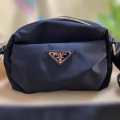 PRADA ブラック ノベルティーショルダーバッグ