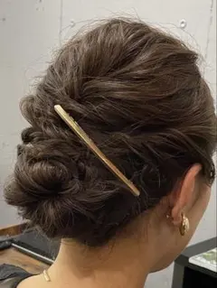 バレッタ　ゴールド