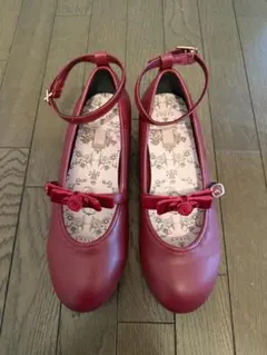 青木美沙子　しまむら　パンプス　ボルドーのサムネイル