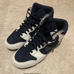 ナイキ　スニーカー