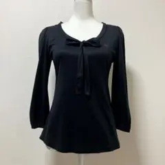 バーバリーブルーレーベル 薄手　ブラック　上品　カットソー　夏　素敵のサムネイル