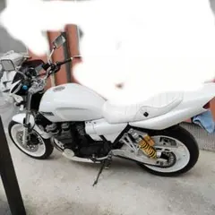 YAMAHA バイク車体 ホワイト カスタム xjr400のサムネイル