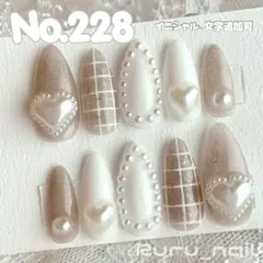 現品】ネイルチップ♡ブラウン ホワイト 量産型地雷韓国ワンホン